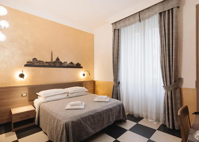 Centro Cavour מלון 3*